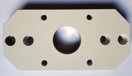 gefertigtes Maschinenbauteil: Aufnahmeplatte